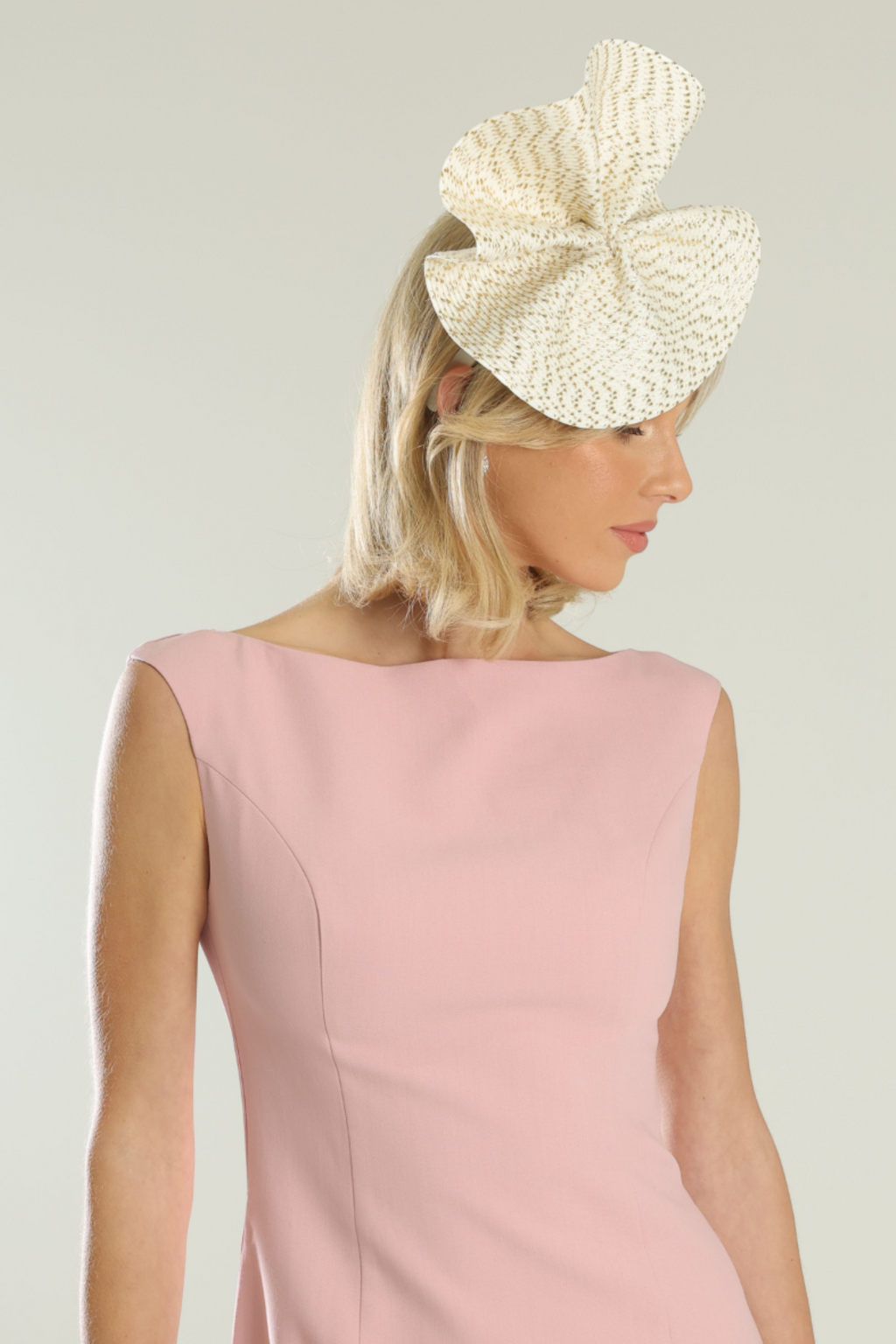 Morgan & Taylor Zaria Fascinator in Gold in gold