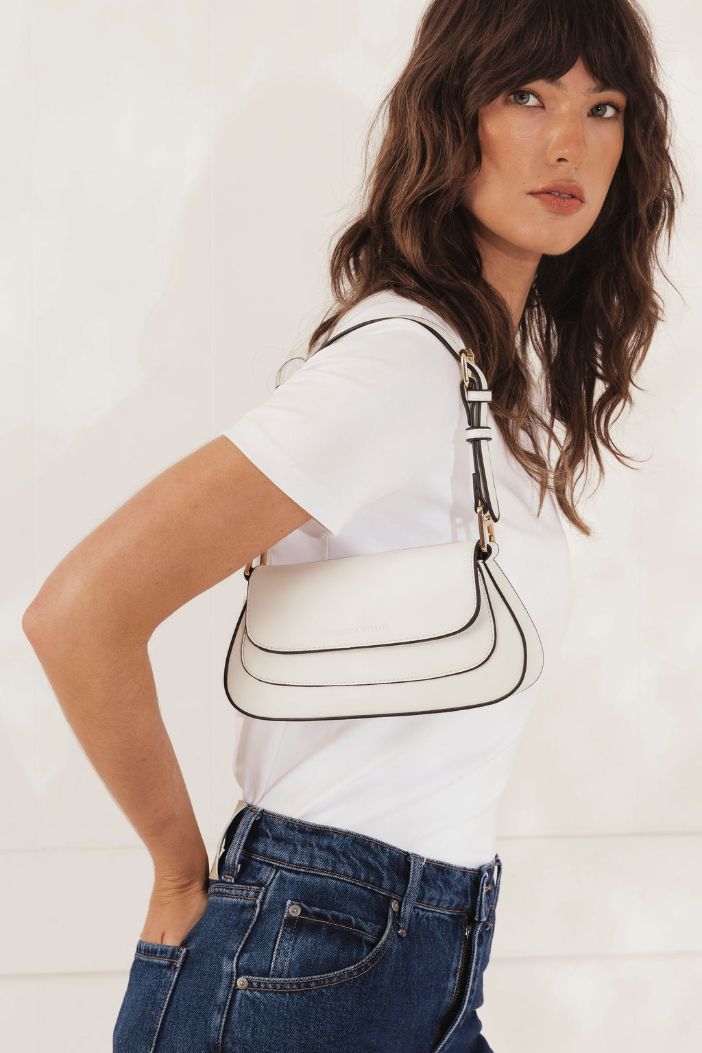 Morgan & Taylor Hailey Shoulder Bag in White in White