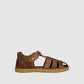 BOBUX - KP Roam Closed Sandal Caramel