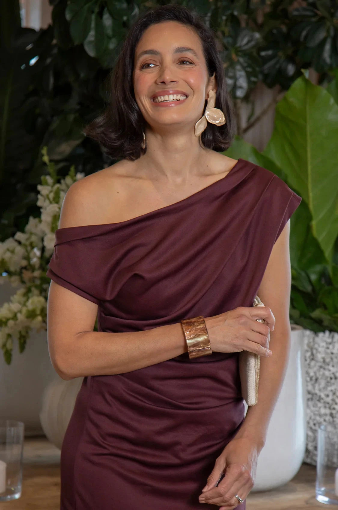 Carolina Roslyn Off Shoulder Midi Dress Burgundy in Single