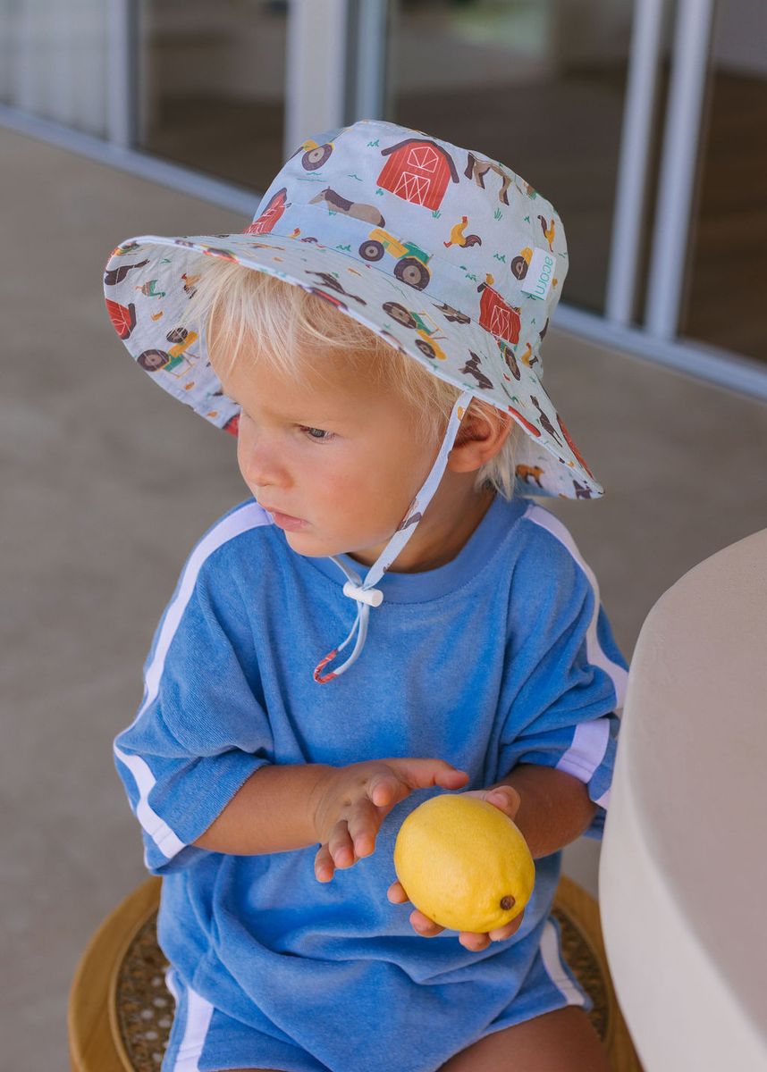 Acorn Kids Farmyard Wide Brim Bucket Hat in Blue and Multi