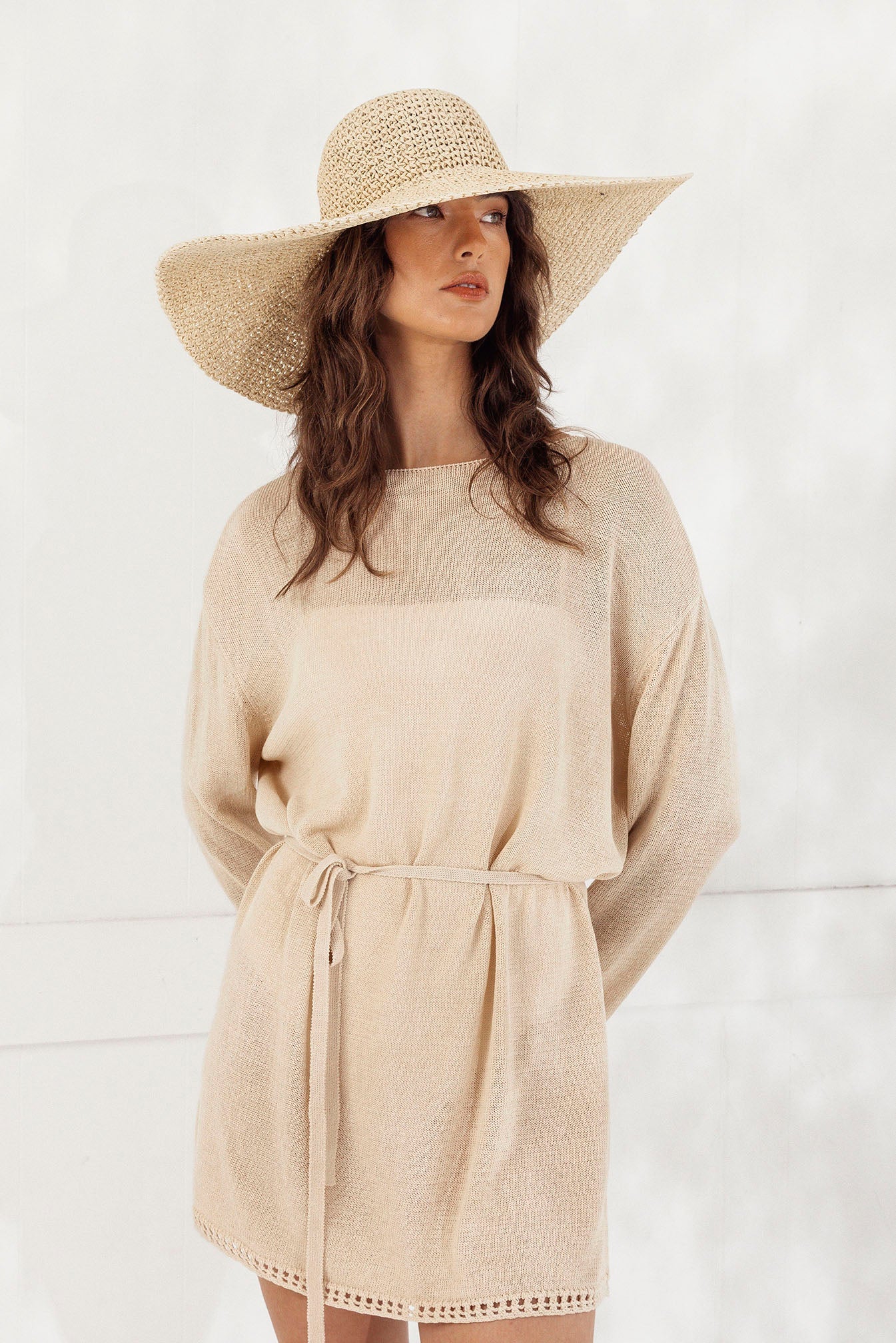 Morgan & Taylor Sabrina Floppy Hat in Natural in beige