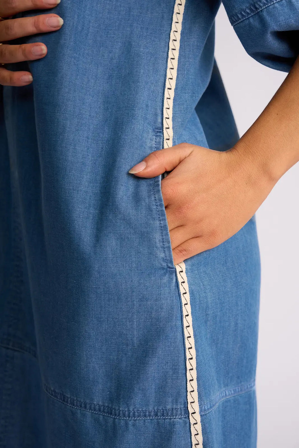Vassalli Nevada Dress - Surf Blue in Surf Blue