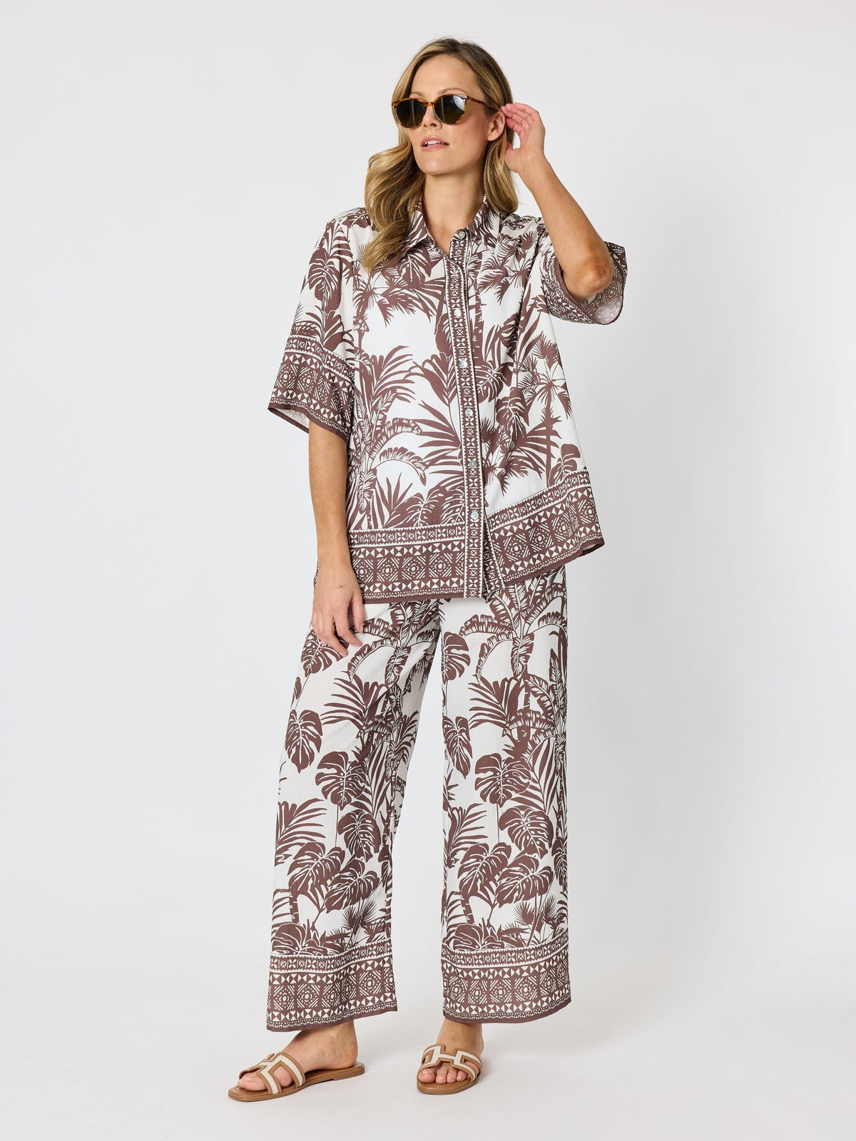 Hammock & Vine Palm Cove Print Wide Leg Pant - Espresso White in Espresso White