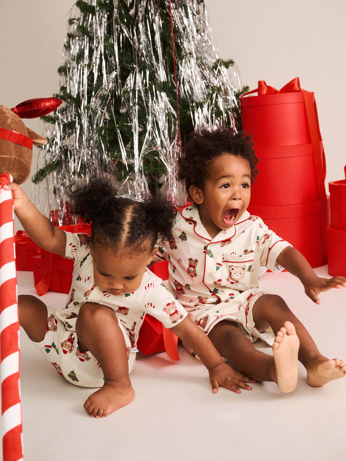 HUXBABY FESTIVE HUX ZIP ROMPER in EGGNOG