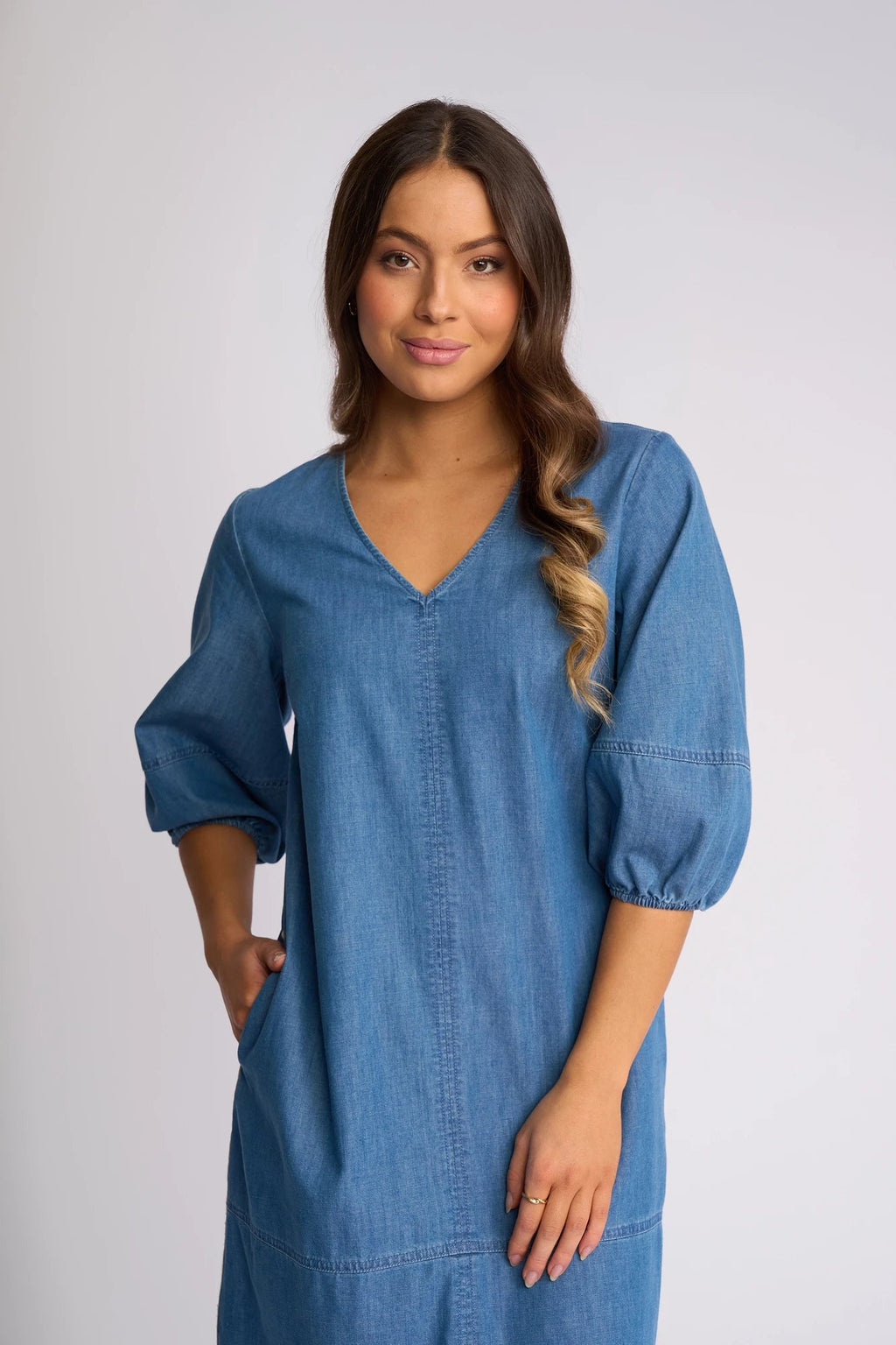 Vassalli Nevada Dress - Surf Blue in Surf Blue