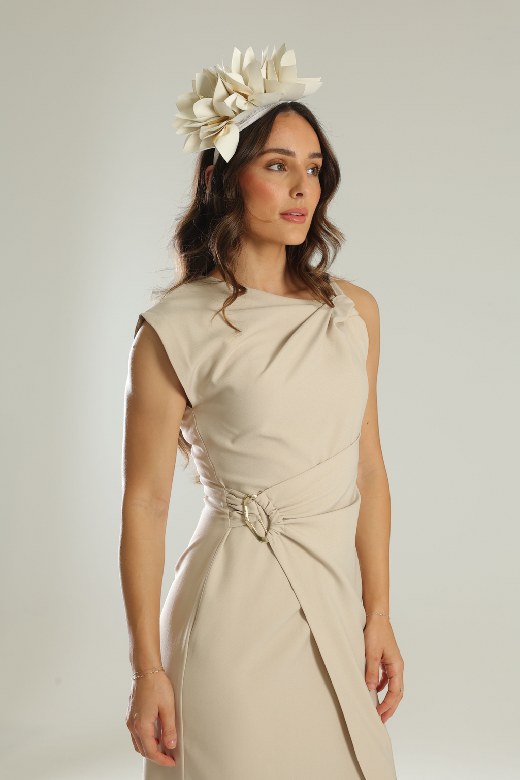 Morgan & Taylor Devon Headpiece in White in white