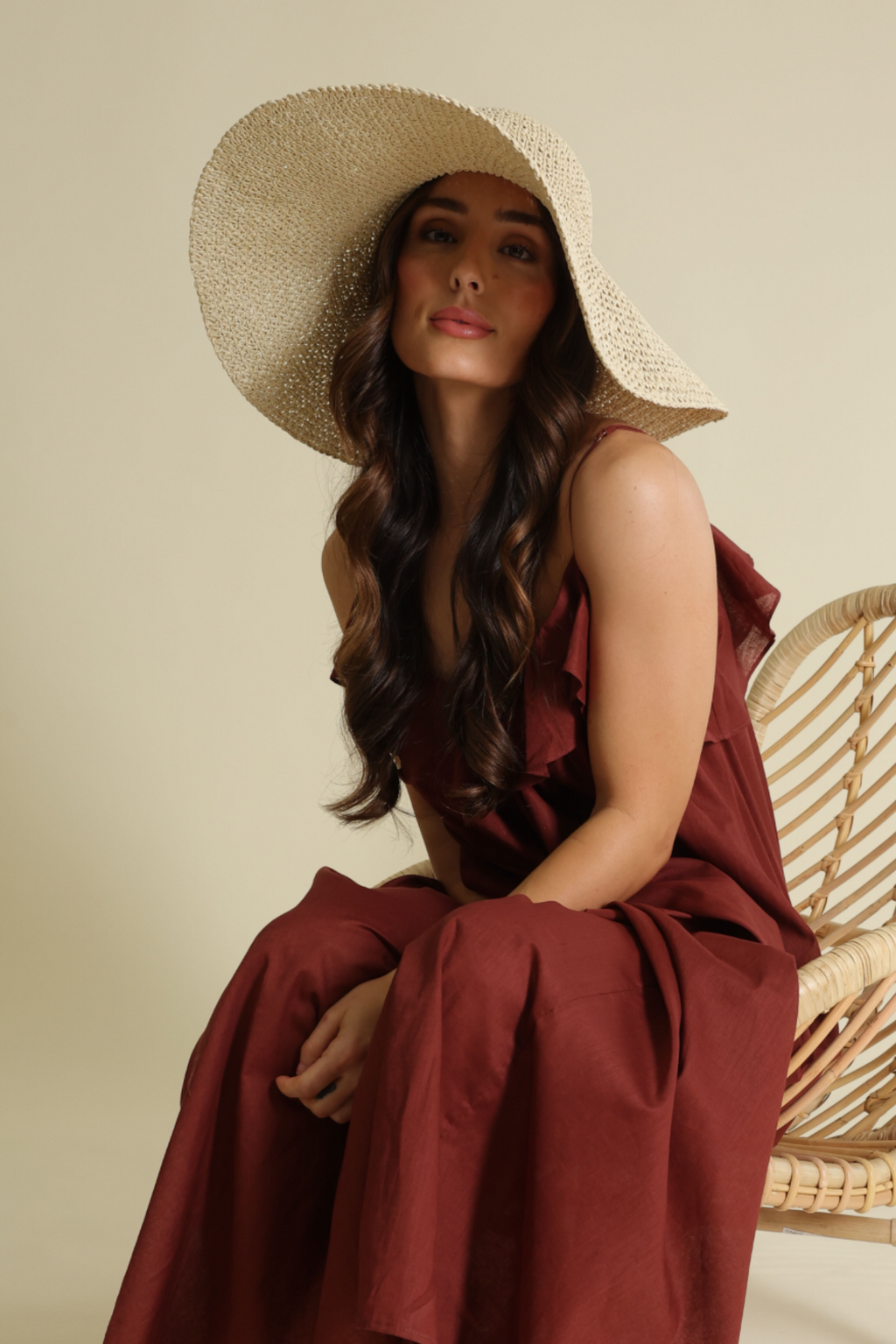 Morgan & Taylor Sabrina Floppy Hat in Natural in beige