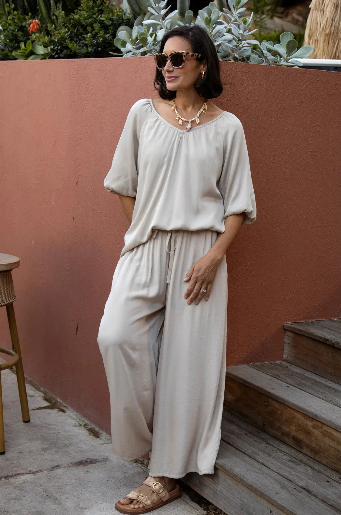 Carolina Mandy V Neck Mid Sleeve Top in Taupe in Single