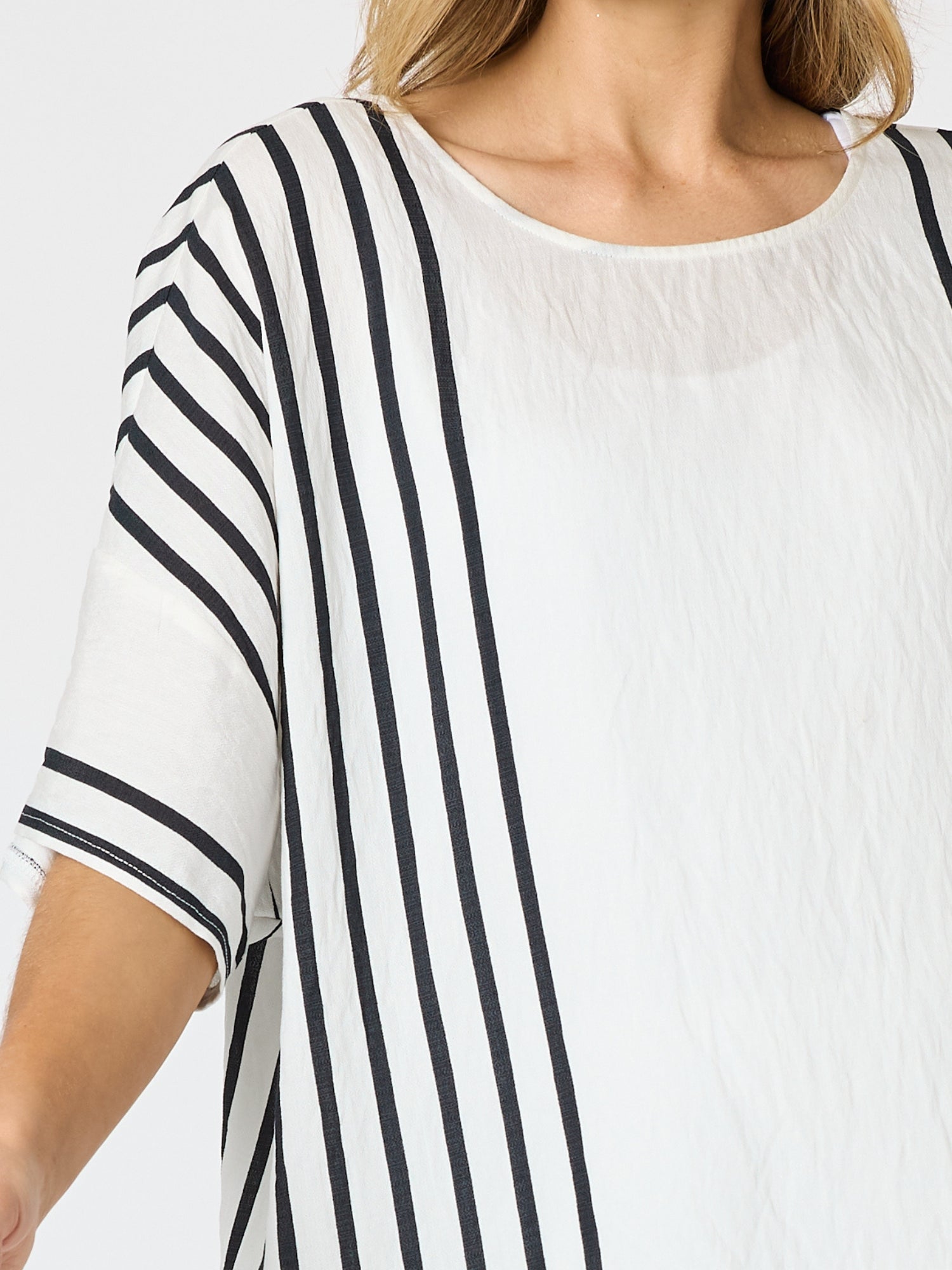 Clarity Sevilla Stripe Top - White/Black in White/Black