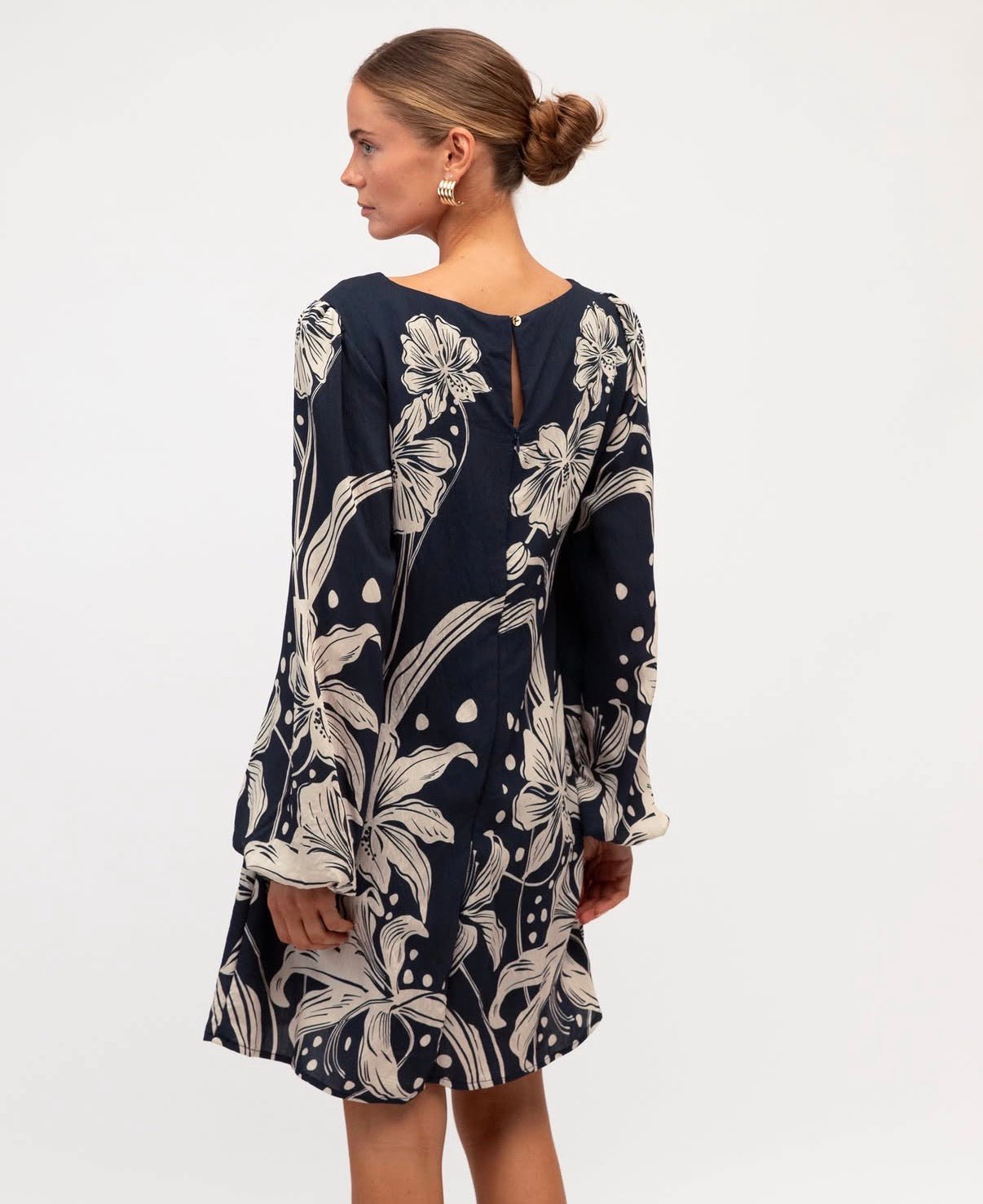 White Closet - Velvet Petals Dress