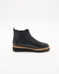 Walnut Melbourne Jade Leather Boot in Black Scallop