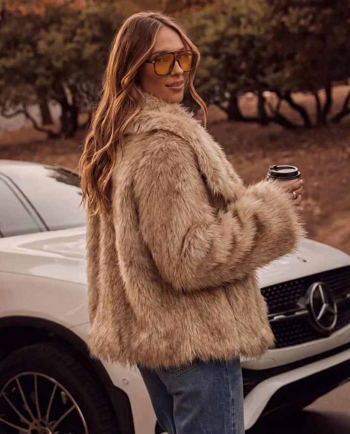 Smaibulun - Faux Fur Coat