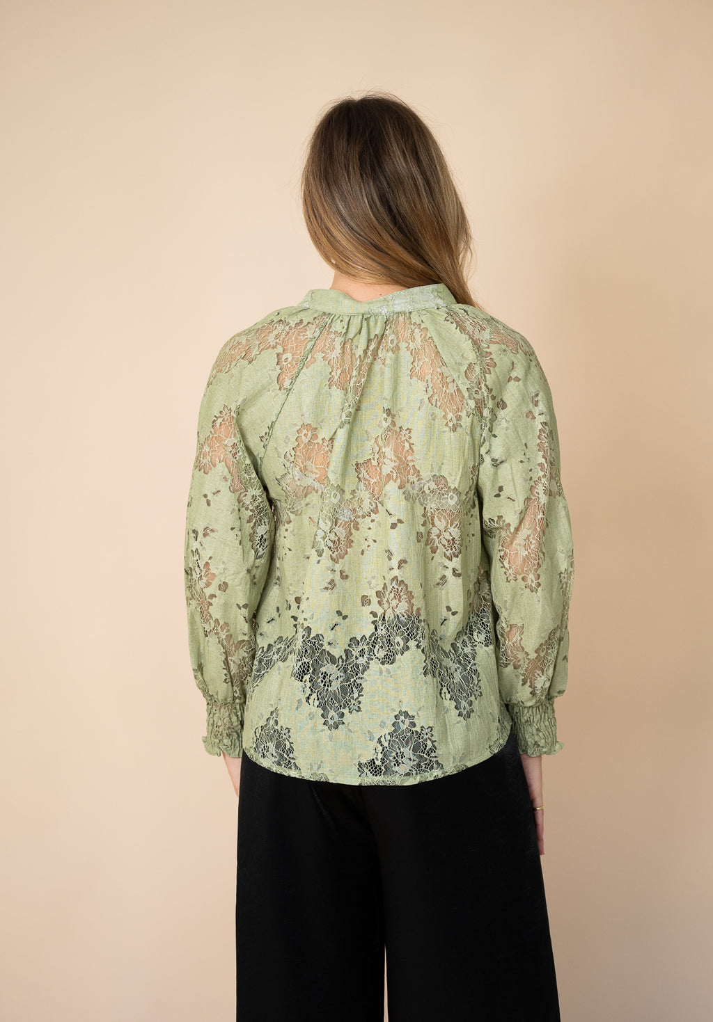 Fria - Vintage Floral Lace Blouse