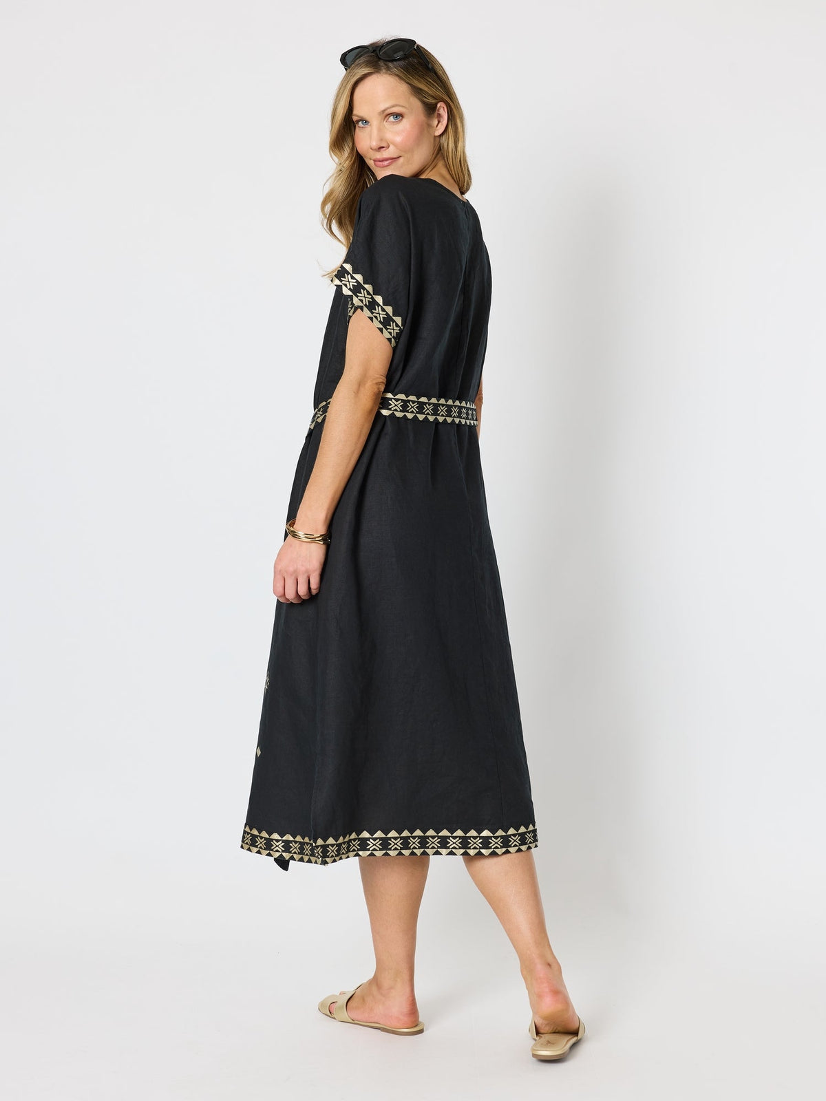 Hammock & Vine Soleil Foil Print Linen Dress - Black/Gold in Black/Gold