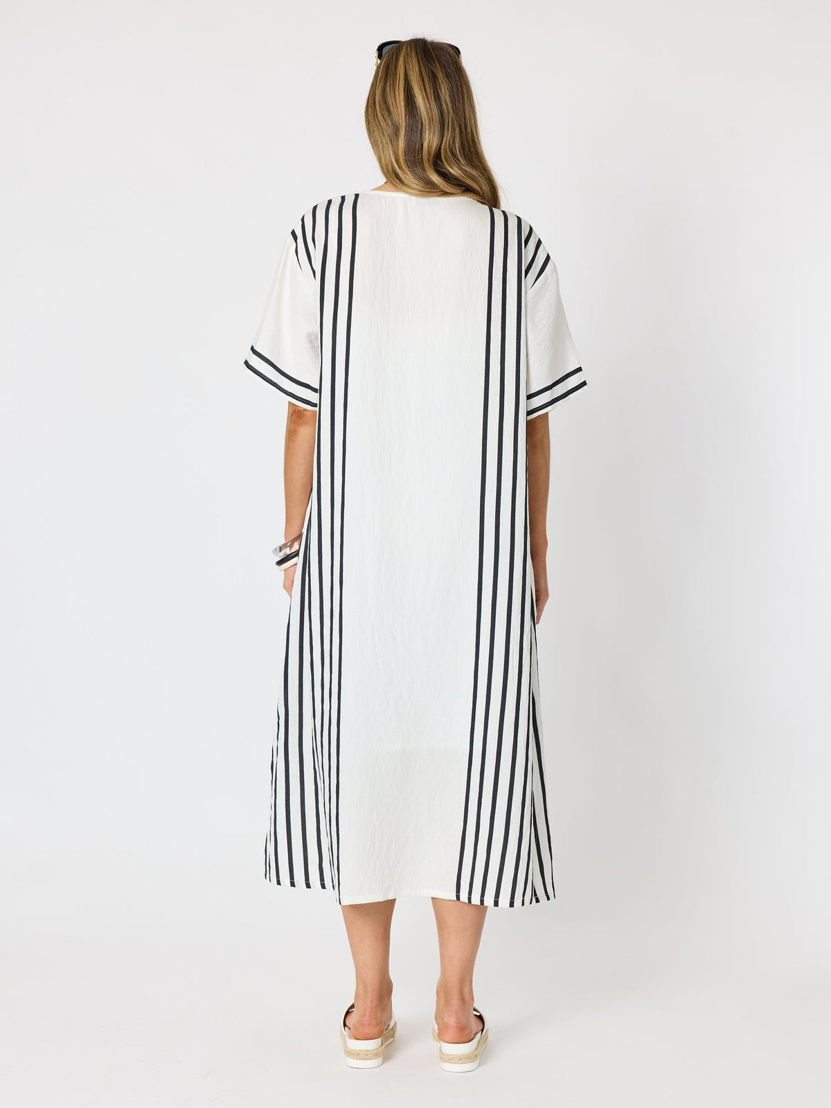 Clarity Sevilla Stripe Print Dress - White/Black in White/Black