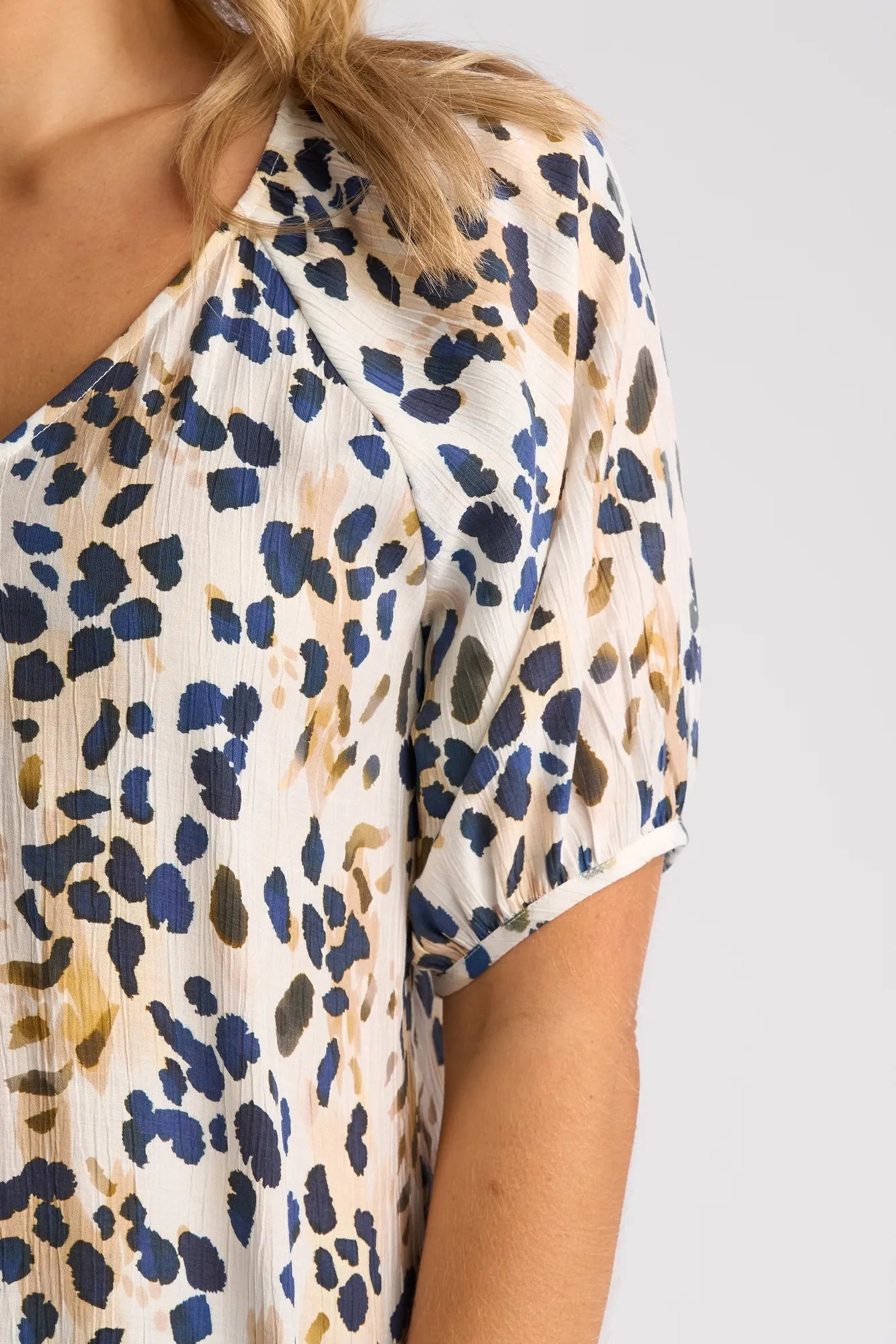 Vassalli Pitch Top - Leo in Leo
