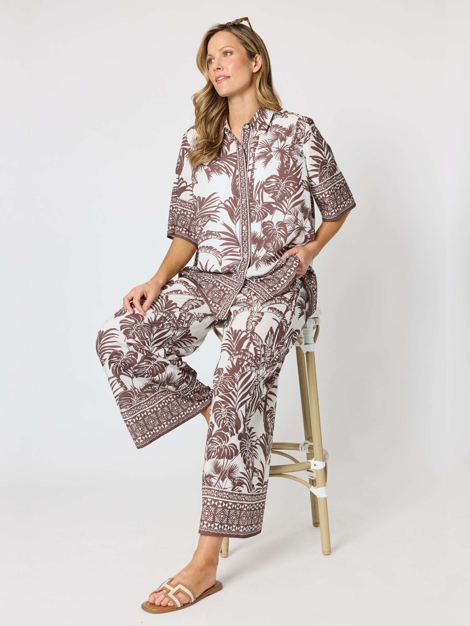 Hammock & Vine Palm Cove Print Wide Leg Pant - Espresso White in Espresso White