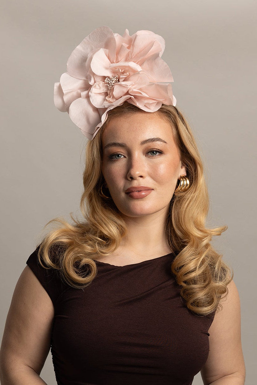 Morgan & Taylor Cindy Fascinator in Pale Pink in light pink