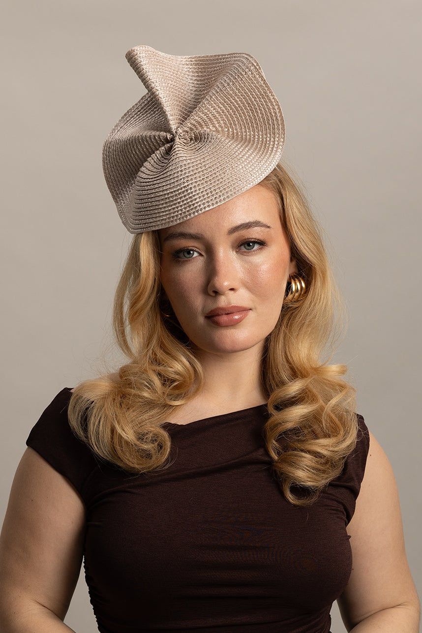 Morgan & Taylor Zaria Fascinator in Beige in Beige
