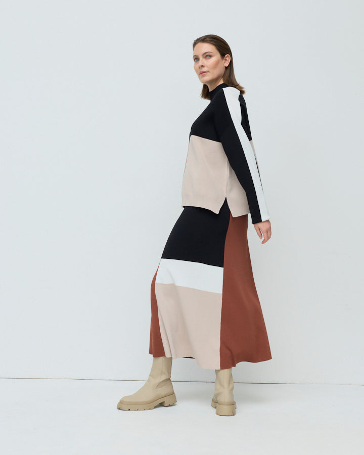 Yarra Trail Earth Tones Sweater in CHESTNUT