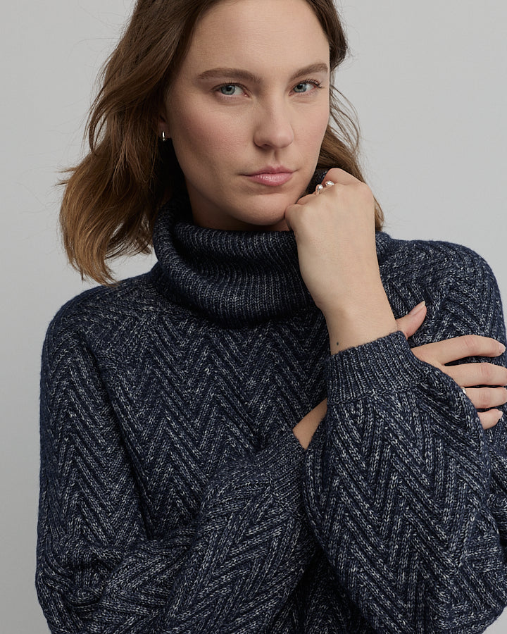 Yarra Trail Hudson Knit in NAVY