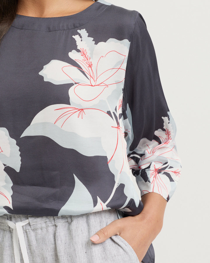 Yarra Trail Native Top in NATIVE PRINT