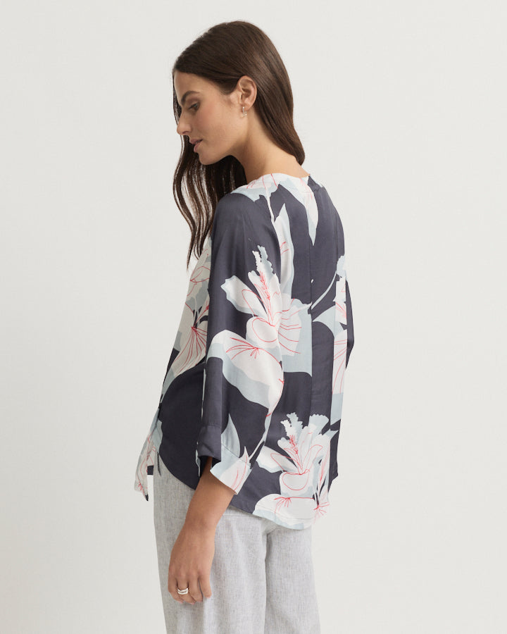 Yarra Trail Native Top in NATIVE PRINT