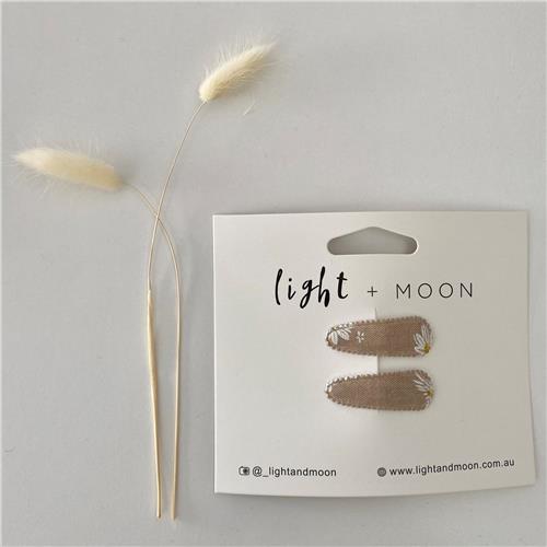 Light + Moon – Beige Sunflower Snap Clips